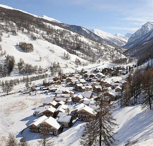 Pragelato Ski Jumping Hotel Ngoại thất bức ảnh